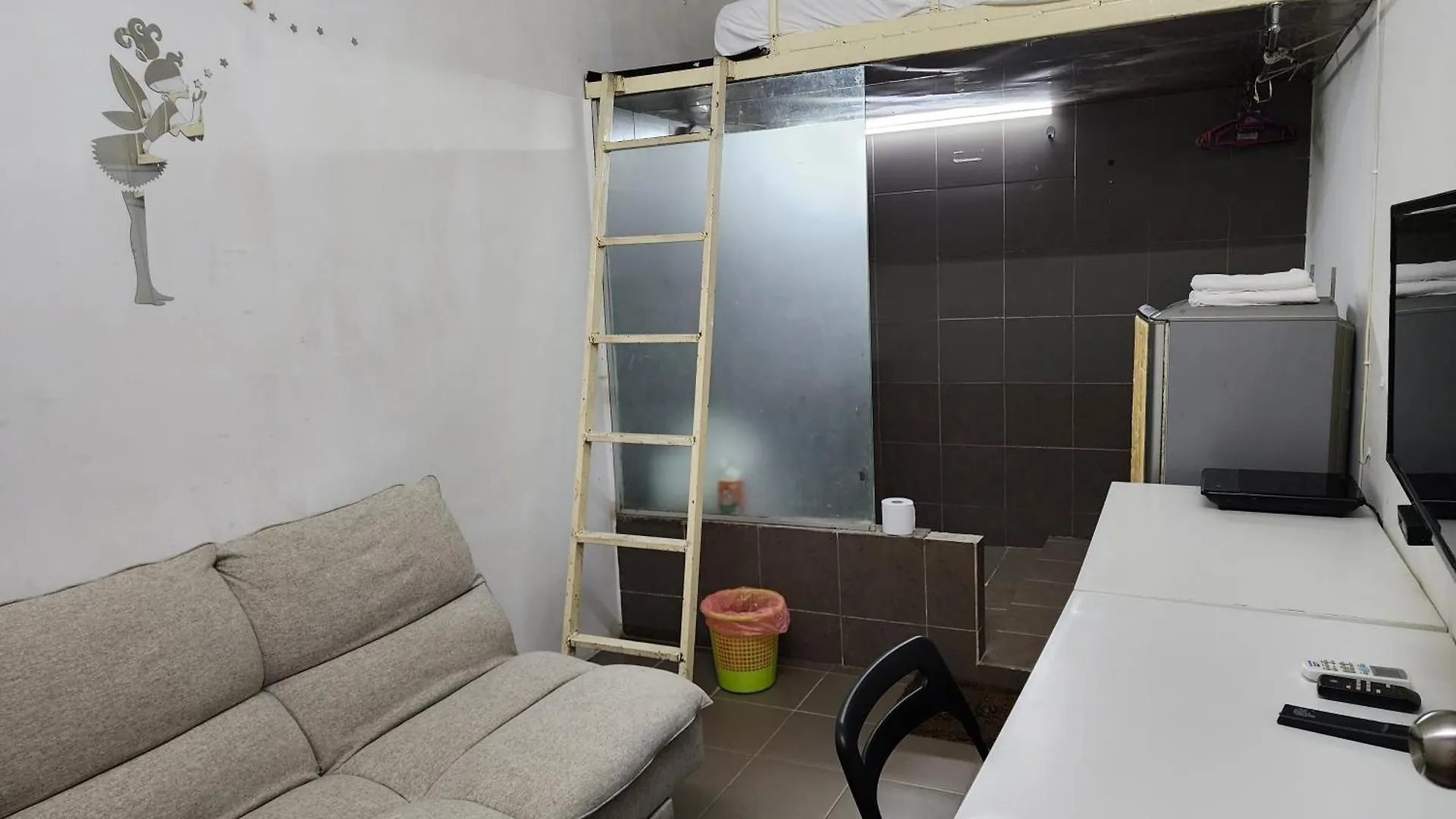 Mini Studio 6 With Mrt Lrt Kuala Lumpur